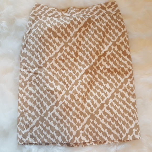 J. Crew Dresses & Skirts - J. Crew Tan and White Pencil Skirt